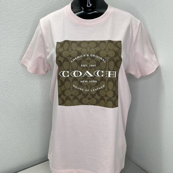 NEW COACH Women’s Signature Logo Graphic T-Shirt Size XS Light Pink - Picture 1 of 11
